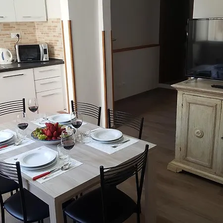 A Due Passi Dal Lungarno Appartement *